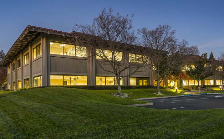 Pictures of Office property located at 3947 Lennane Dr, Sacramento, CA 95834 for lease - image #1