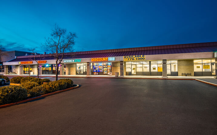 Pictures of Retail property located at 1811 Douglas Blvd, Roseville, CA 95661 for lease - image #1