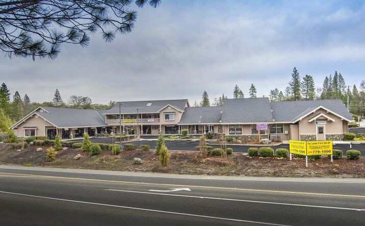 Pictures of Office property located at 10138 Commercial Ave, Penn Valley, CA 95946 for lease - image #1