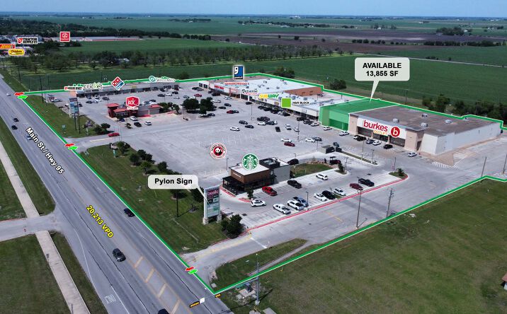 Pictures of Retail, Restaurant property located at 3100 N Main St, Taylor, TX 76574 for lease - image #1