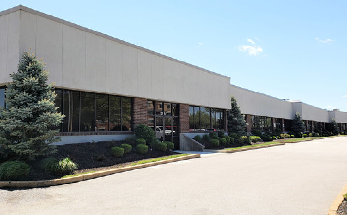 Pictures of Industrial property located at 12140 Lackland Rd, St. Louis, MO 63146 for lease - image #1