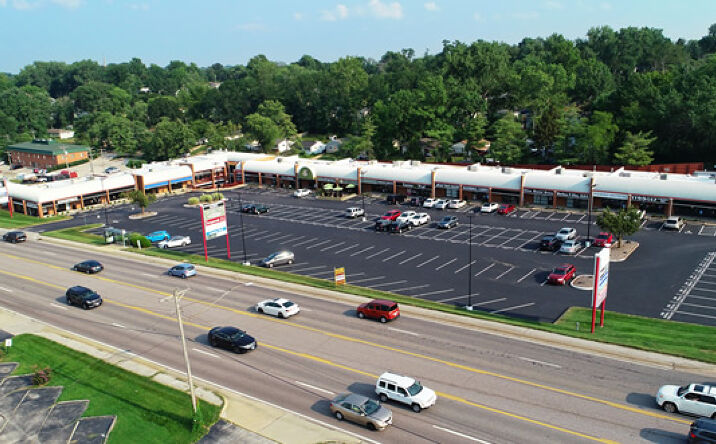 Pictures of Retail, Restaurant property located at 14560 Manchester Rd, Ballwin, MO 63011 for lease - image #1