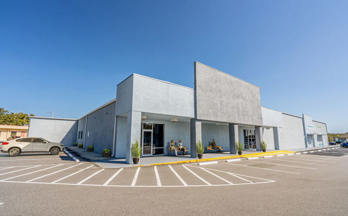 Pictures of Office property located at 106 W N Blvd, Leesburg, FL 34748 for lease - image #1