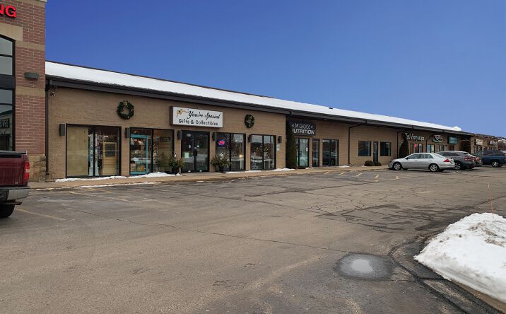 Pictures of Retail property located at 711-881 Casaloma Drive, Appleton, WI 54913 for lease - image #1