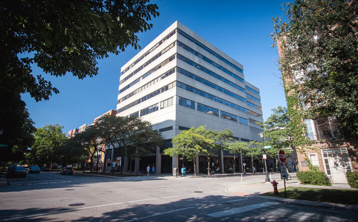 Pictures of Office property located at 500 Davis St, Evanston, IL 60201 for lease - image #1