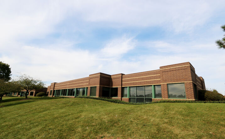 Pictures of Office property located at 901-1075 Hawthorn, Itasca, IL 60143 for lease - image #1