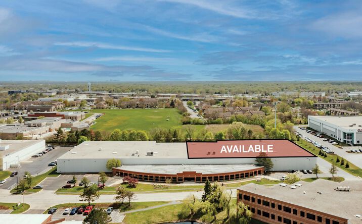 Pictures of Industrial property located at 699-701 Regency Dr, Glendale Heights, IL 60139 for lease - image #1