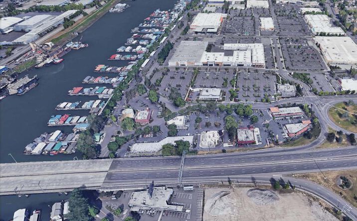 Pictures of Retail property located at I-5 & N Center Ave at Jantzen Beach, Portland, OR 97212 for sales - image #1