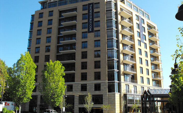 Pictures of Retail, Restaurant property located at W Burnside St & NW 23rd Ave, Portland, OR 97209 for lease - image #1