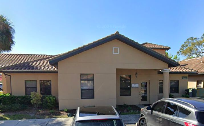 Pictures of Office property located at 389 Commercial Ct, Venice, FL 34292 for lease - image #1
