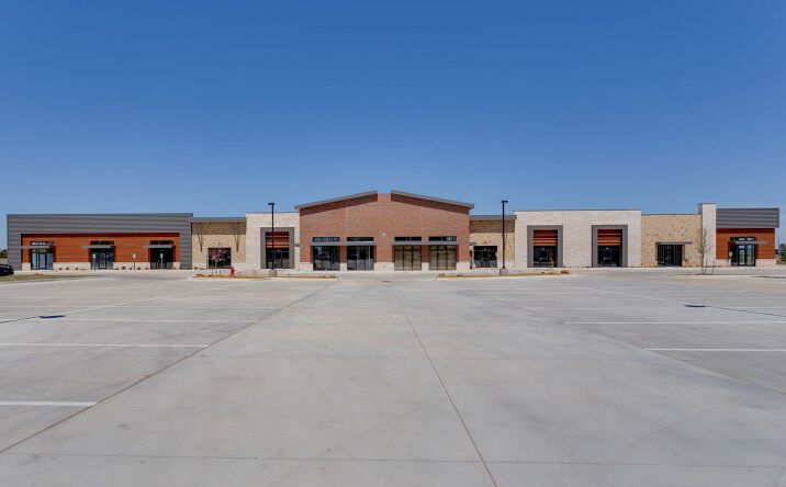Pictures of Retail property located at 3321 W Tecumseh Rd, Norman, OK 73072 for lease - image #1