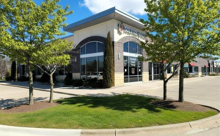 Pictures of Retail, Office property located at 16960-17110 W Greenfield Ave, Brookfield, WI 53005 for lease - image #1