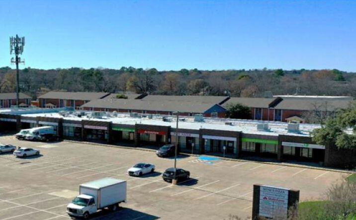 Pictures of Retail property located at 1730 W Randol Mill Rd, Arlington, TX 76012 for lease - image #1