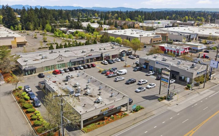 Pictures of Retail property located at 13500 - 13520 Aurora Avenue N, Seattle, WA 98133 for lease - image #1