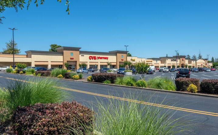 Pictures of Retail property located at 5229 Elkhorn Blvd, Sacramento, CA 95842 for lease - image #1