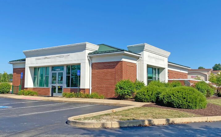 Pictures of Retail property located at 1400 Mexico Loop Rd E, O'Fallon, MO 63366 for sales - image #1