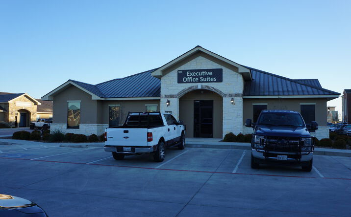 Pictures of Office property located at 2115 Stephens Pl, New Braunfels, TX 78130 for sales - image #1