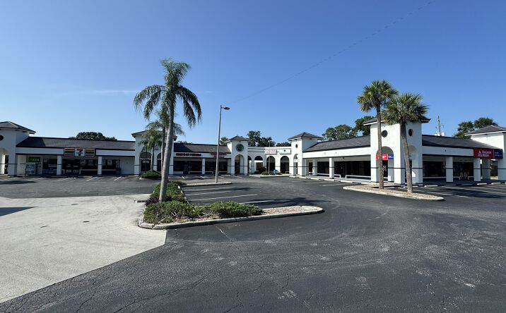Pictures of Retail, Office property located at 3370 Tampa Rd, Palm Harbor, FL 34684 for lease - image #1