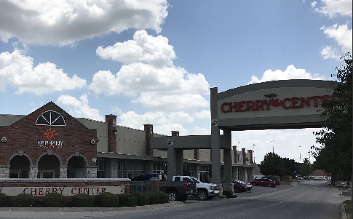 Pictures of Retail, Office, Restaurant property located at 8855 E Reno Ave, Midwest City, OK 73110 for lease - image #1