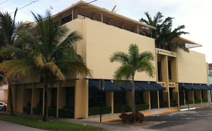 Pictures of Office property located at 1041 SE 17th St, Fort Lauderdale, FL 33316 for lease - image #1