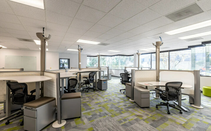 Pictures of Office property located at 4215 Southpoint Blvd, Jacksonville, FL 32216 for lease - image #1