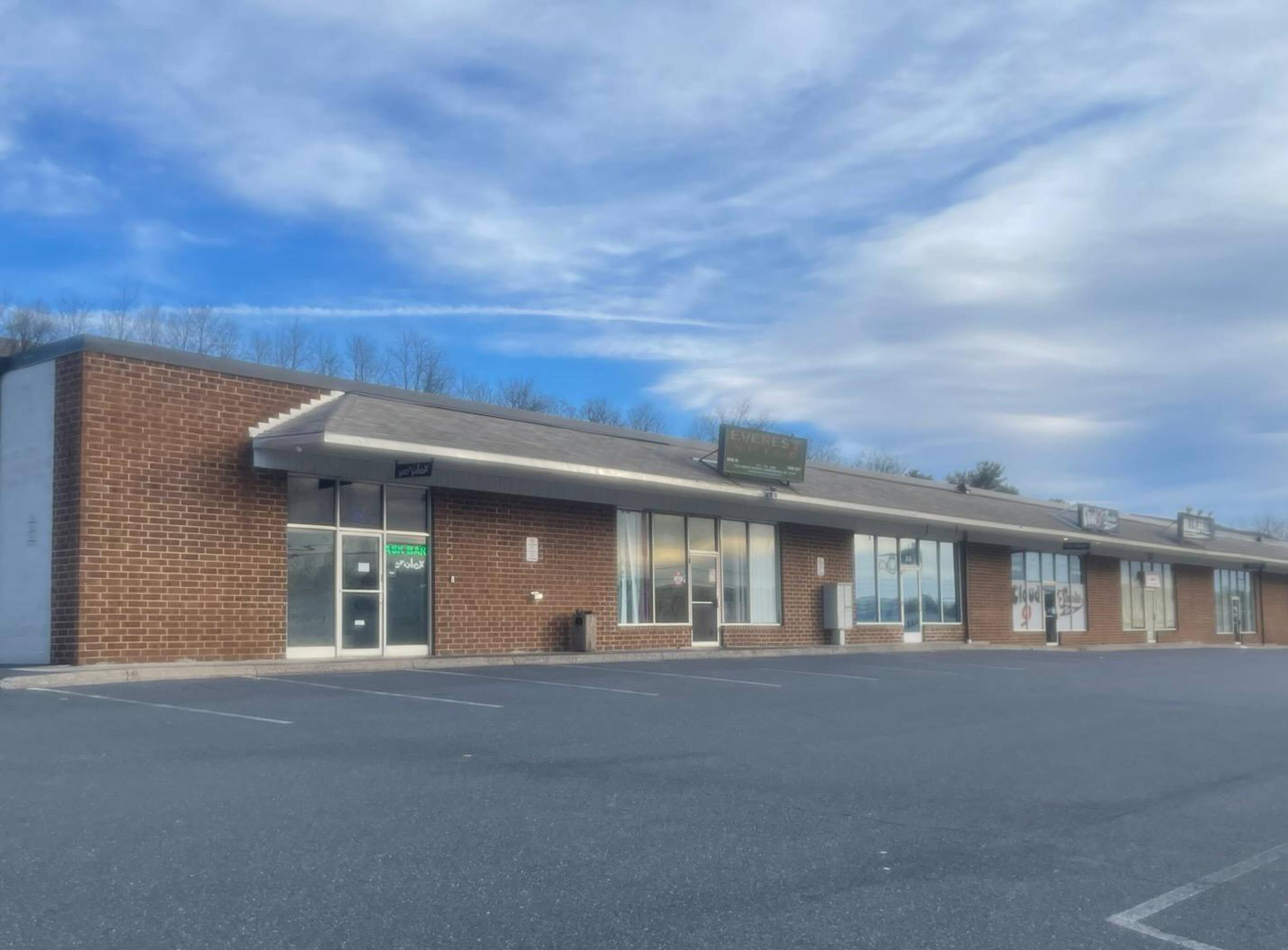 7400 Derry St, Harrisburg, PA 17111