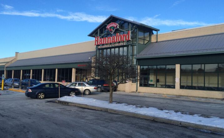 Pictures of Retail, Office property located at 27 Gansevoort Rd, South Glens Falls, NY 12803 for lease - image #1