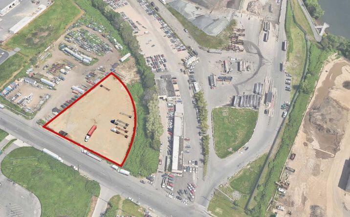 Pictures of Land property located at 3061 S 61st St, Philadelphia, PA 19153 for lease - image #1