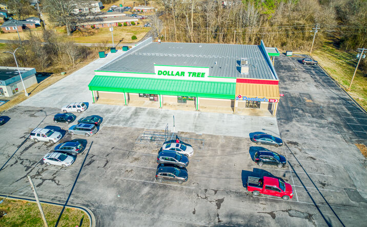 Pictures of Retail property located at 1401 Woodmont Drive, Tuscumbia, AL 35674 for lease - image #1