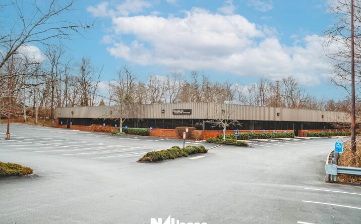 Pictures of Office property located at 2 Hudson Hollow Road, Frankfort, KY 40601 for lease - image #1