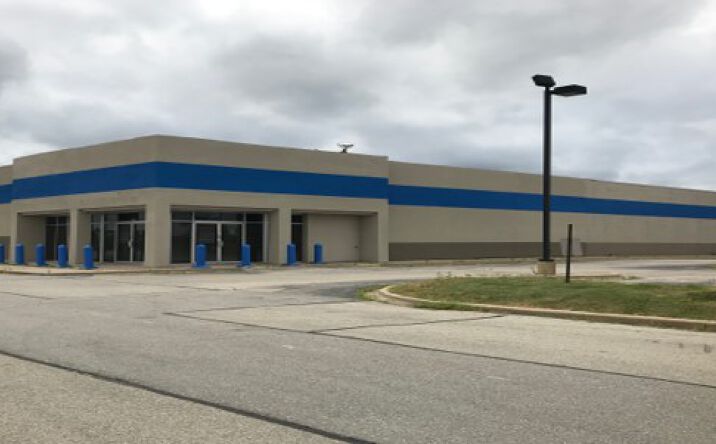 Pictures of Retail property located at 535 N Westhill Blvd, Appleton, WI 54914 for lease - image #1