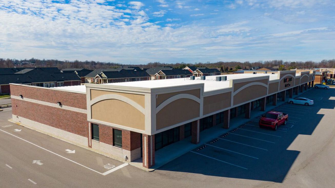 4551 Springhill Dr, Owensboro, KY 42303 Retail Space for Lease Lake
