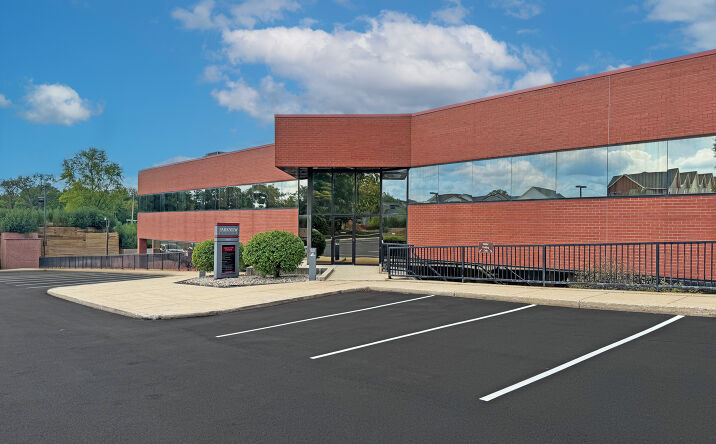 Pictures of Office property located at 300 S. St. Louis Blvd., South Bend, IN 46617 for lease - image #1