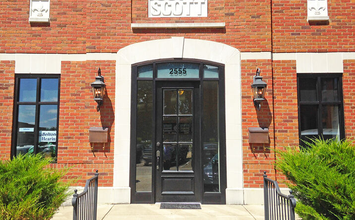 Pictures of Office property located at 2555 Caffey St, Hernando, MS 38632 for lease - image #1
