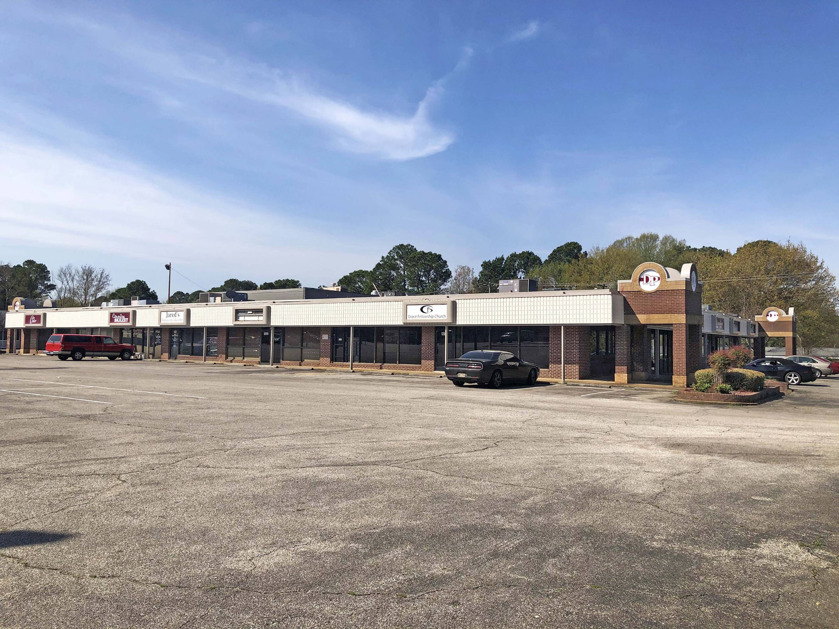 1219 Main St, Southaven, MS 38671