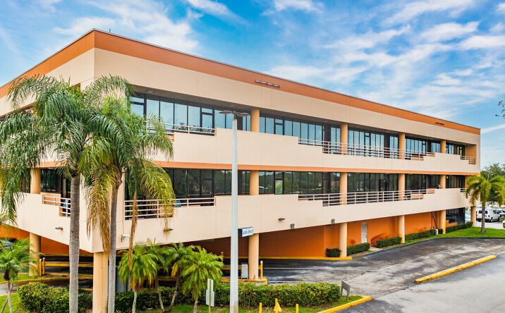 Pictures of Office property located at 2901 Stirling Rd, Fort Lauderdale, FL 33312 for lease - image #1