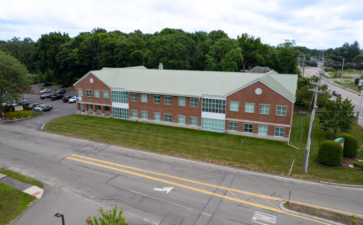 Pictures of Office property located at 10 Riverside Dr, Lakeville, MA 02347 for lease - image #1