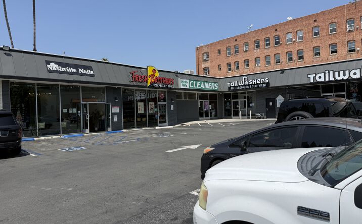 Pictures of Retail, Restaurant property located at 1925 N Bronson Ave, Los Angeles, CA 90068 for lease - image #1