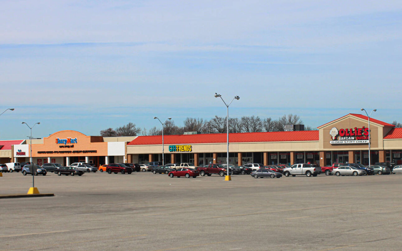 5601 Preston Highway Louisville, Ky, Louisville, Ky 40219 - Retail 