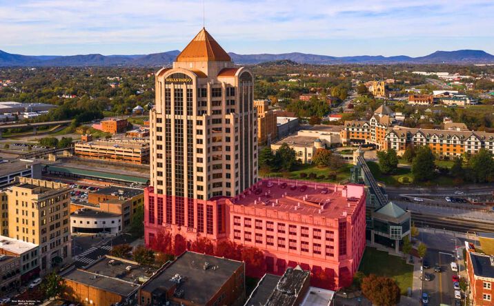 Pictures of Office property located at 10 S Jefferson St, Roanoke, VA 24011 for lease - image #1