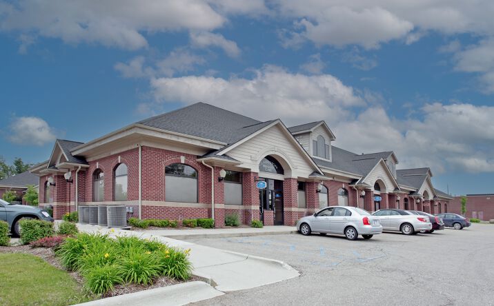 Pictures of Office property located at 6507-6548 Town Center Dr, Clarkston, MI 48346 for lease - image #1