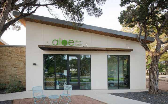 Pictures of Retail, Office property located at 111 River Rd, Wimberley, TX 78676 for lease - image #1