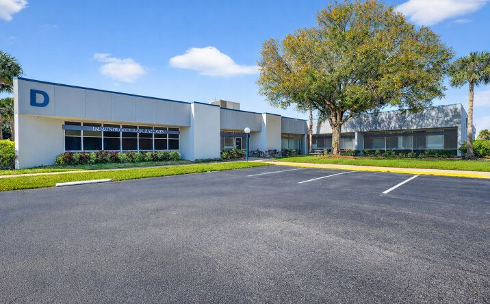 Pictures of Industrial, Office property located at 4710 Eisenhower Blvd N, Tampa, FL 33634 for lease - image #1