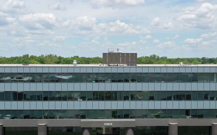 Pictures of Office property located at 10805 Sunset Office Drive, St. Louis, MO 63127 for lease - image #1