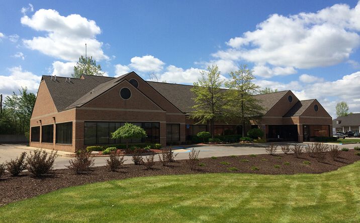 Pictures of Office property located at 4893-4897 Rochester Rd, Troy, MI 48085 for lease - image #1