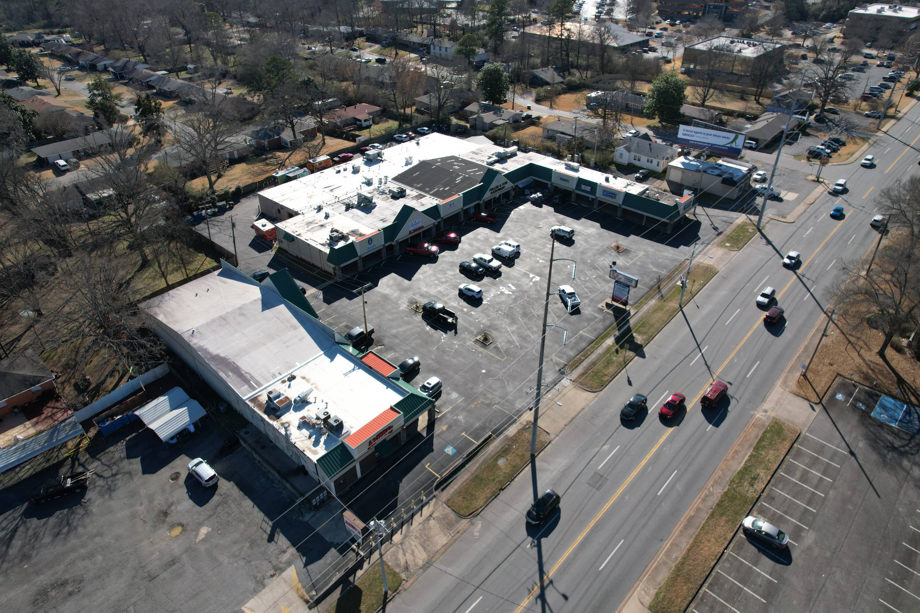 98019825 W Markham St, Little Rock, AR 72205