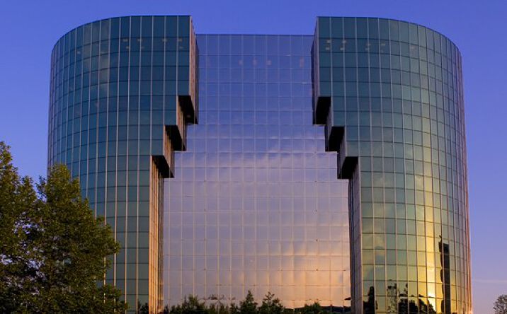 Pictures of Office property located at 9225 Indian Creek Pkwy, Overland Park, KS 66210 for lease - image #1