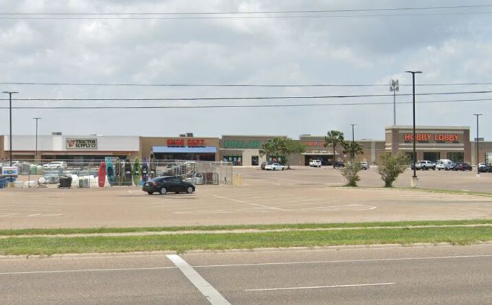 Pictures of Retail, Industrial property located at 2405 Brahma Blvd, Kingsville, TX 78363 for lease - image #1