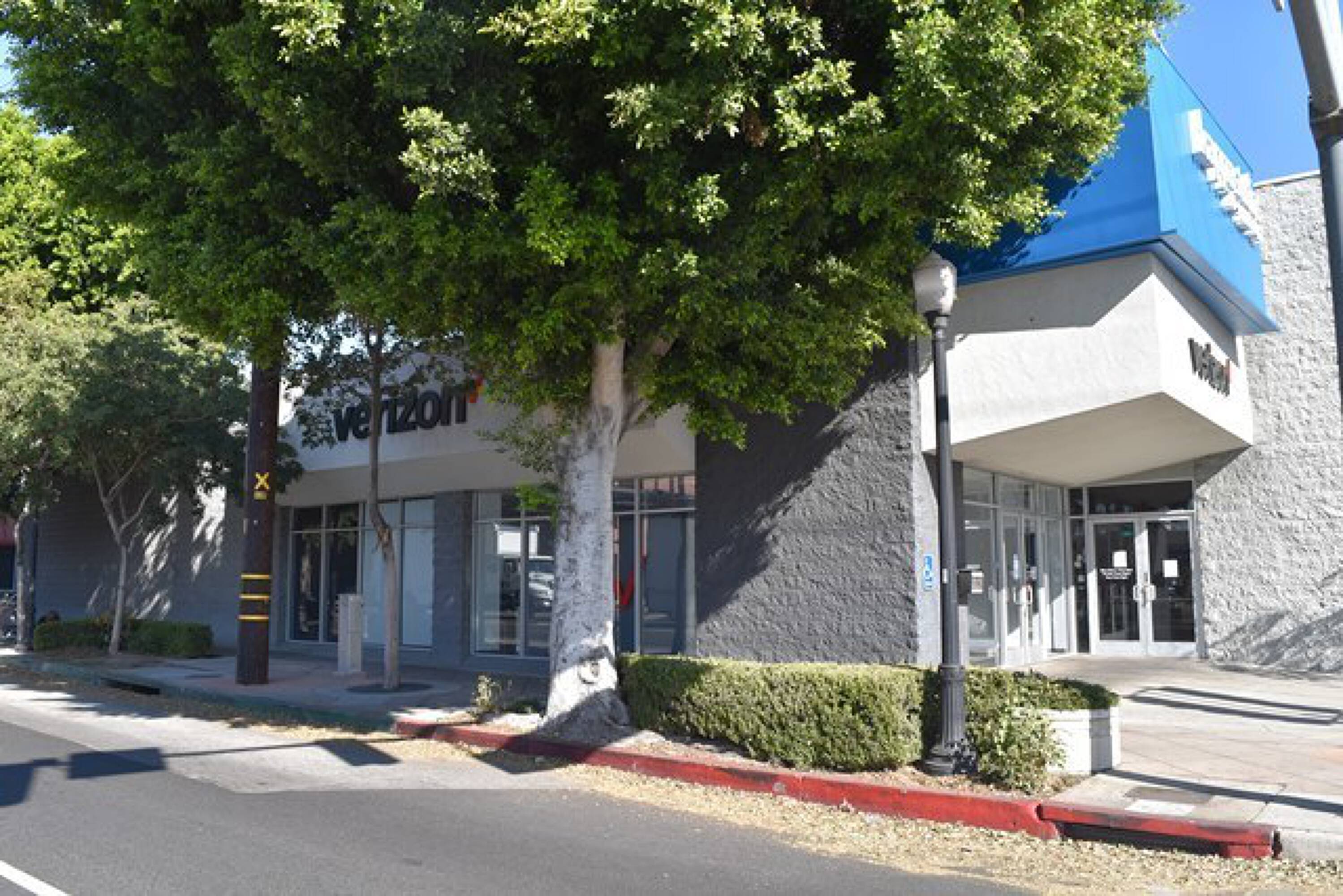 3619 West Magnolia Boulevard, Burbank, CA 91505 | Crexi.com