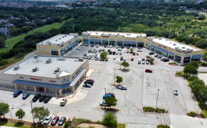Pictures of Retail property located at 20210 Stone Oak Pkwy, San Antonio, TX 78258 for lease - image #1